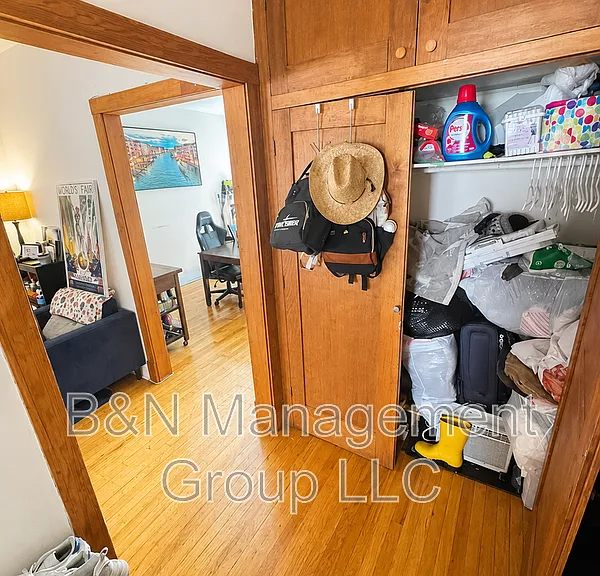 1065 W Dakin St #2 — Photo 10