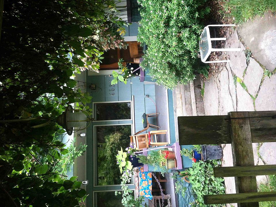 2nd image of 6537 17th Ave NE