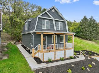 117 Park Ave, Bentleyville, PA 15314