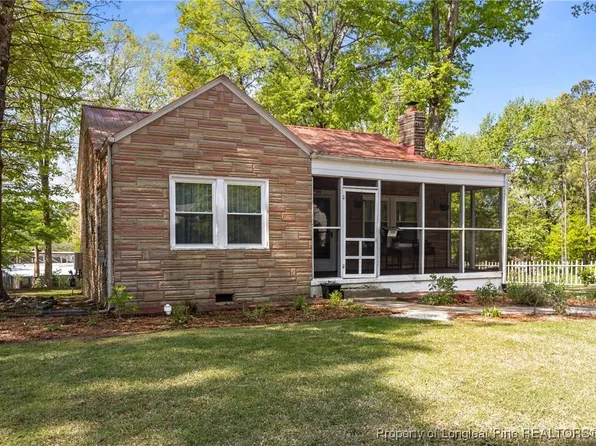 1008 S 7th St, Sanford, NC 27330