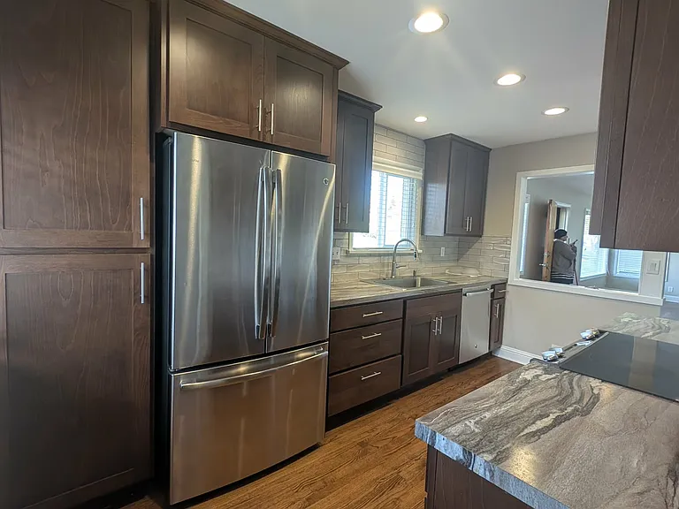 2907 W Princeton Ave — Photo 6