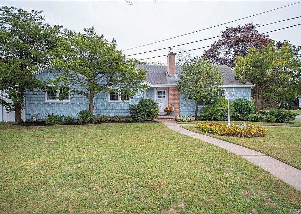 1st image of 50 Greenlawn Ter
