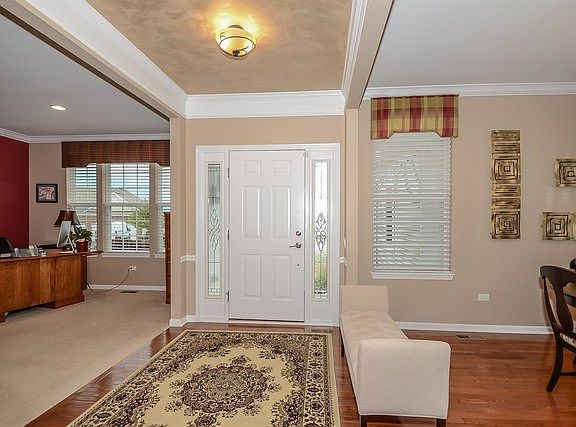 5th image of 3657 Canton Cir