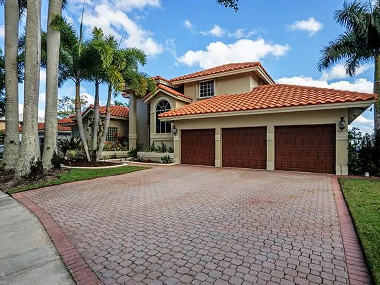 18142 NW 15th Ct #0 — Photo 6