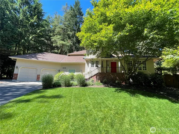 18136 NE 201st Drive, Woodinville, WA 98077
