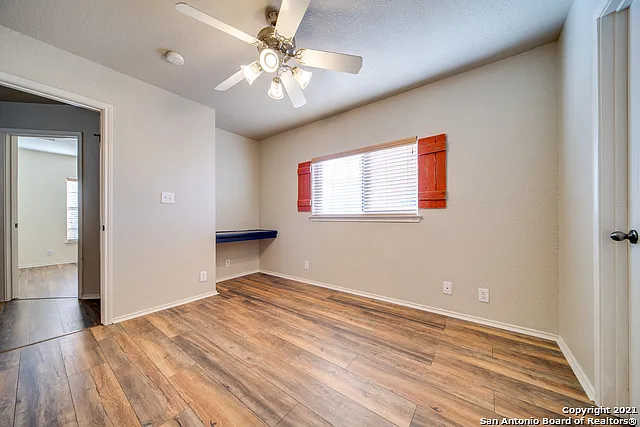 124 Latigo Ln — Photo 11