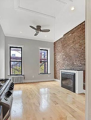 1st image of 91 Leroy St #5