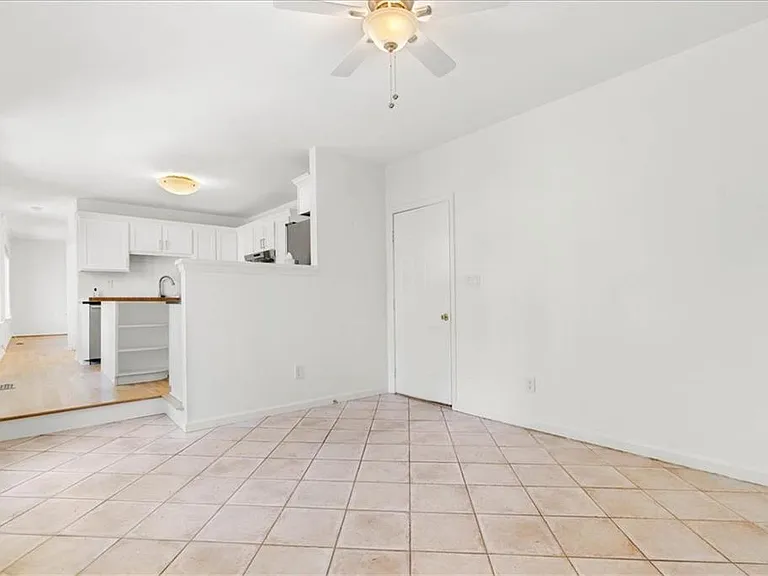 11190 Abbotts Station Dr — Photo 11