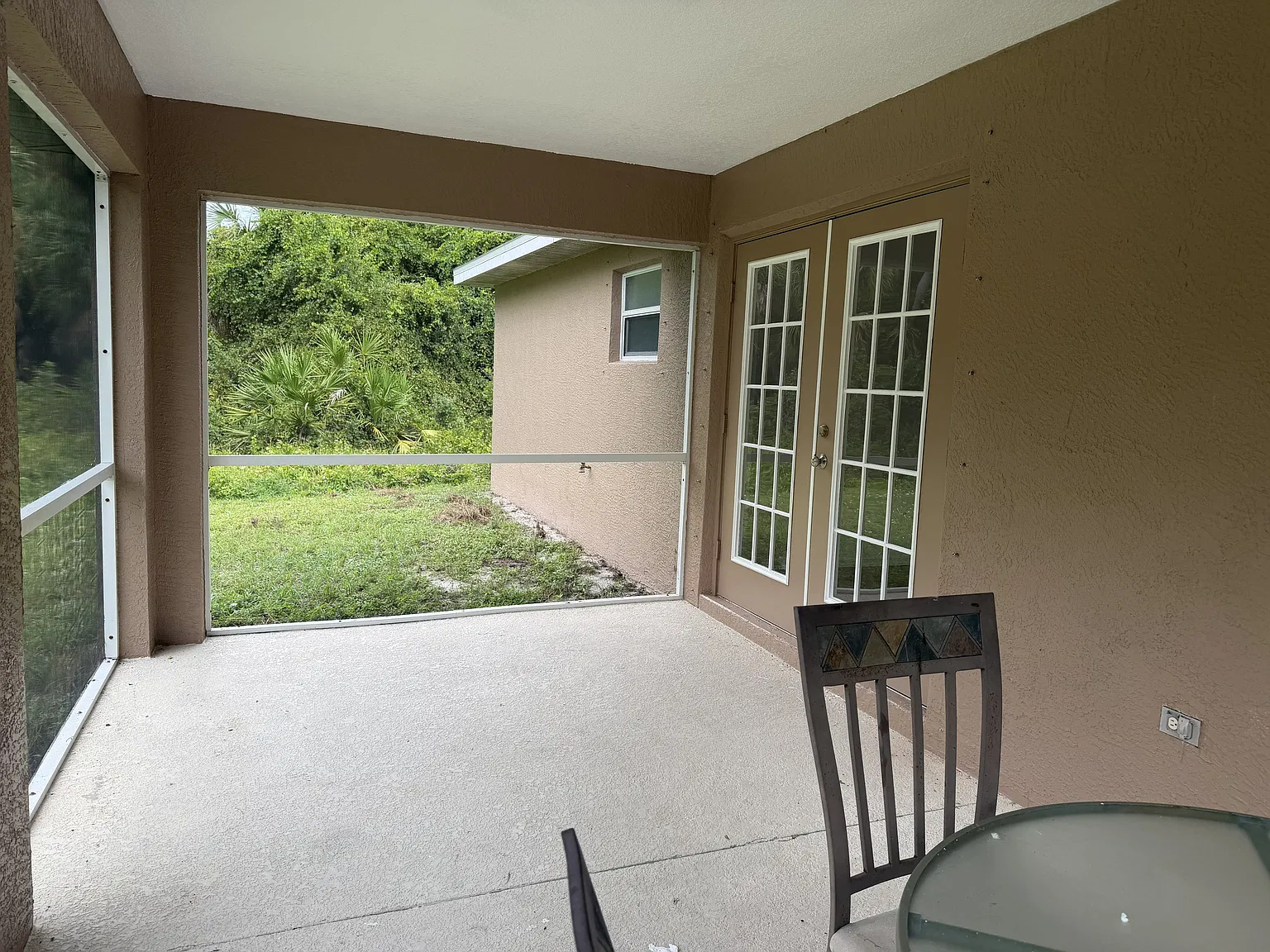 3 bed, 1212 sqft, $1,800 — Photo 4