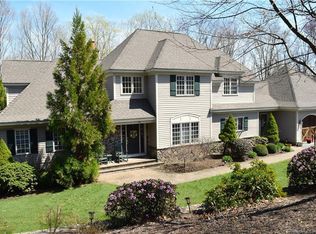 290 Christian Rd, Middlebury, CT 06762