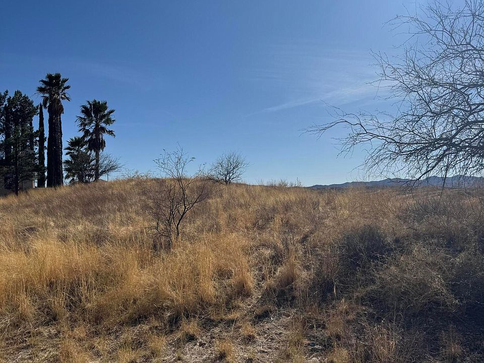 2nd image of N Maripos Hills Pl #29