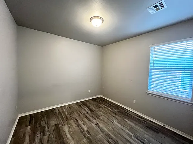 2341 Fallview Dr — Photo 9