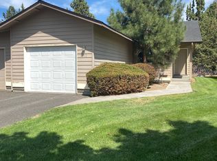712 NE Savannah Dr, Bend, OR 97701