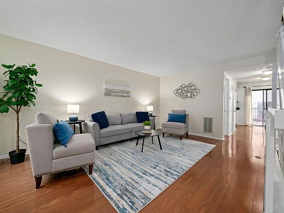 3rd image of 846 Stalywood Ct #38D