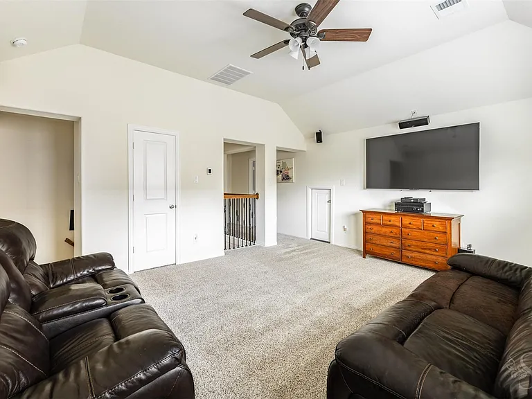 6003 Hedgepark Dr — Photo 36
