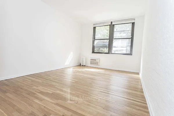 Rented by Lisa Management Inc | media 11