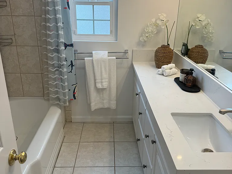 22928 Leonora Dr — Photo 5