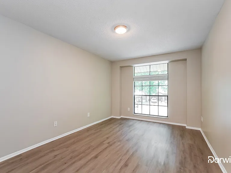 617 Charing Cross Ct — Photo 9