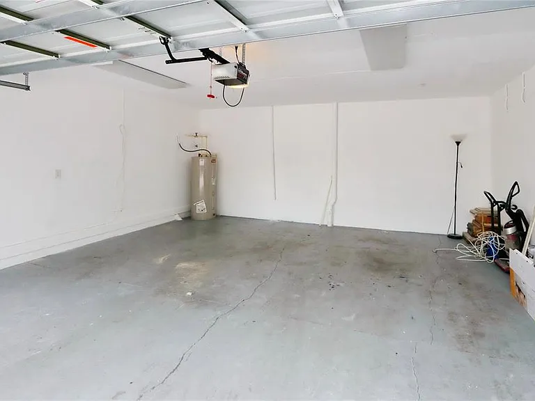 2611 Espana Ct — Photo 22