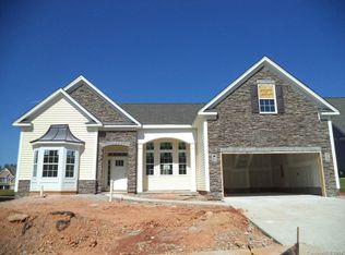572 Rosemary Ln #604, Tega Cay, SC 29708