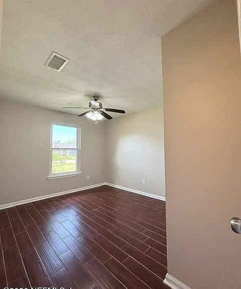 1747 Papaya Dr N — Photo 12