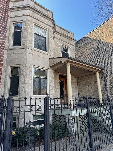 1st image of 3041 W Fullerton Ave