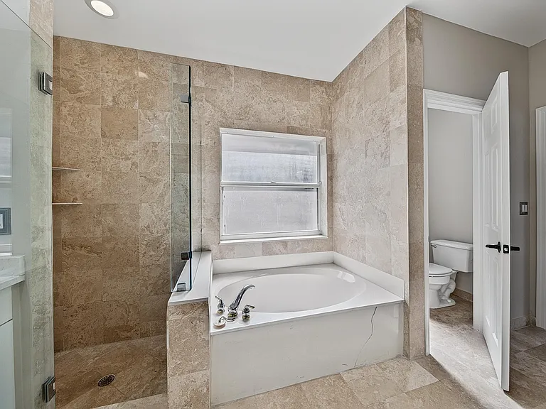 12325 Cascades Pointe Dr — Photo 33