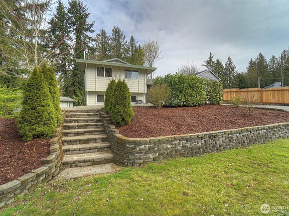 2nd image of 7630 NE Beachwood Avenue
