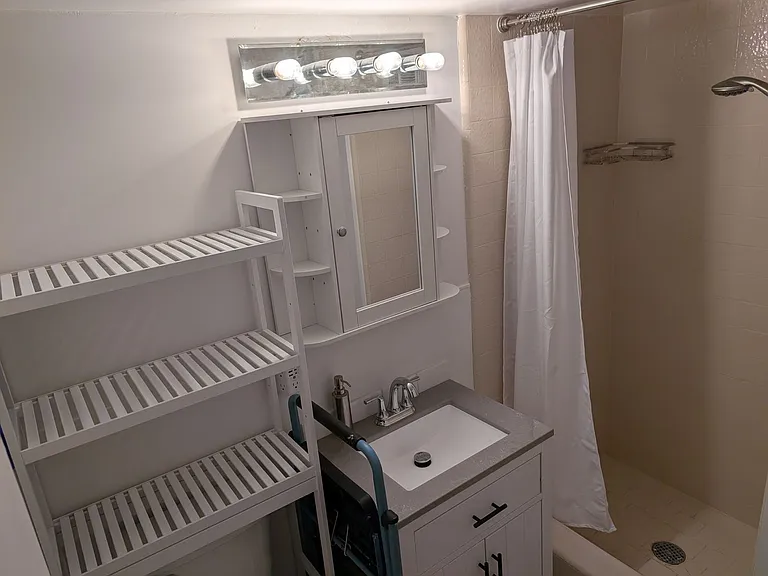 2442 Tusitala St #103 — Photo 2