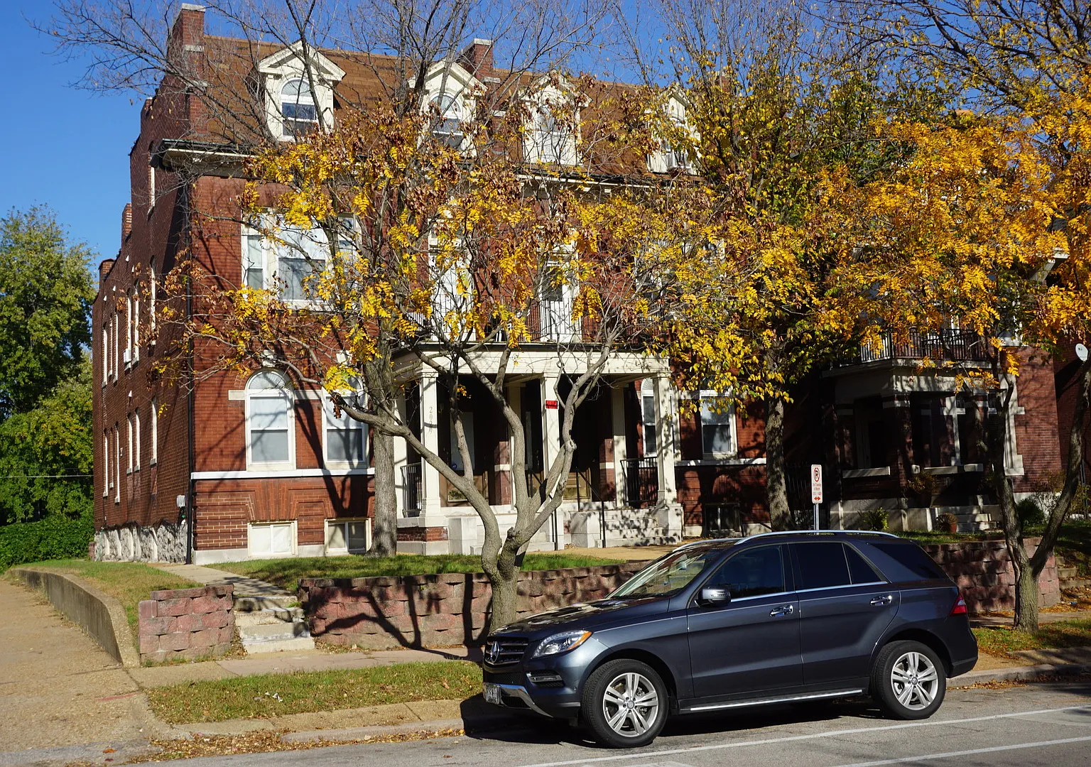 2027 Russell Blvd. — Photo 1