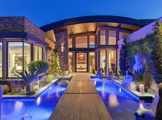 57 Hawk Ridge Dr, Las Vegas, NV 89135