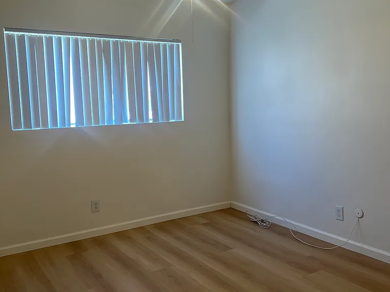 7701 Franklin St #1 — Photo 10