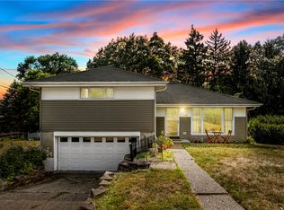 1139 Carlson Dr, Ambridge, PA 15003