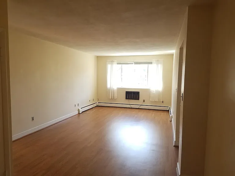 11 Cogswell Ave #12 — Photo 2