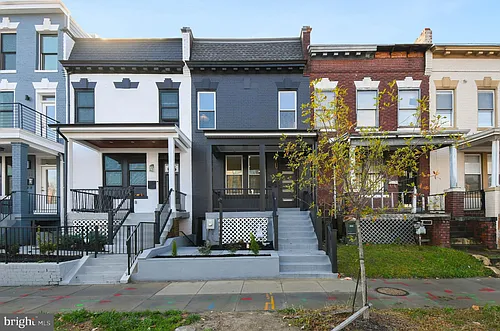517 Florida Ave NE Photo 1