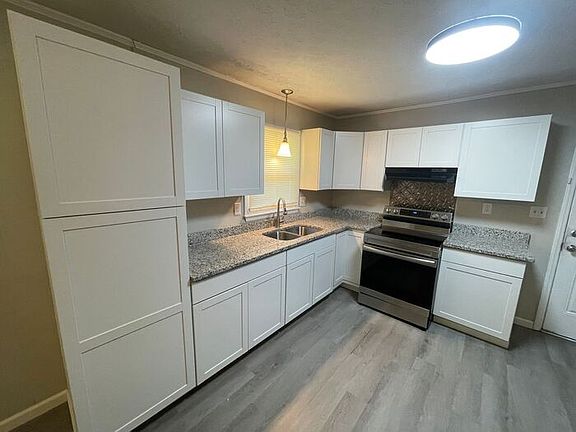 3rd image of 1812 Quail Run Dr