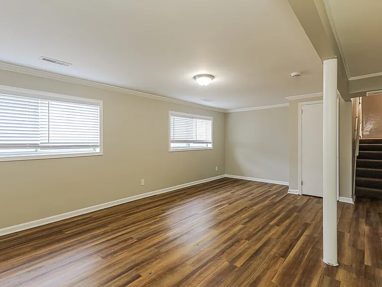 1217 Turf Dr — Photo 6