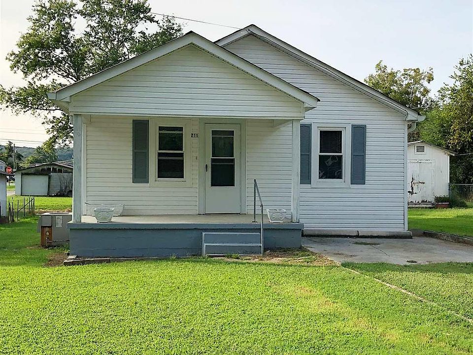 1st image of 211 McMillan St