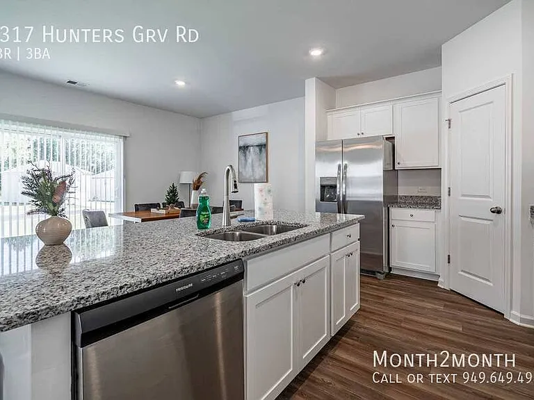 8317 Hunters Grv — Photo 8