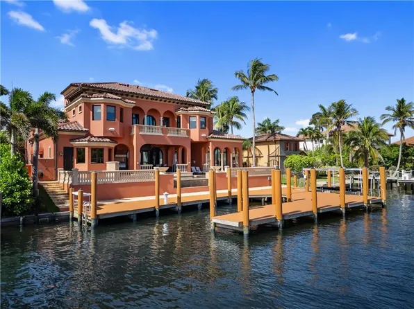 841 Cypress Lake Cir, Fort Myers, FL 33919