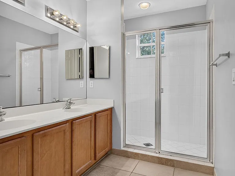 430 Amador Ln #4 — Photo 34