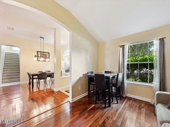 5th image of 3435 LAUREL LEAF Drive