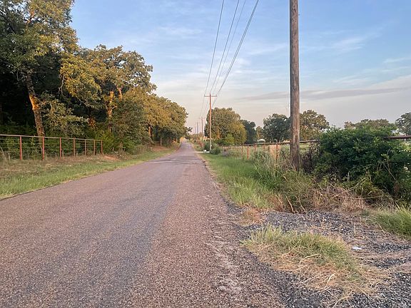 5th image of 36 County Road 1200