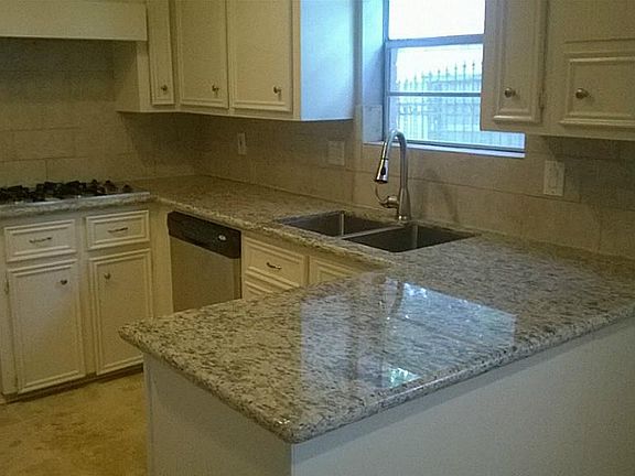 2nd image of 2606 Ashmont Dr