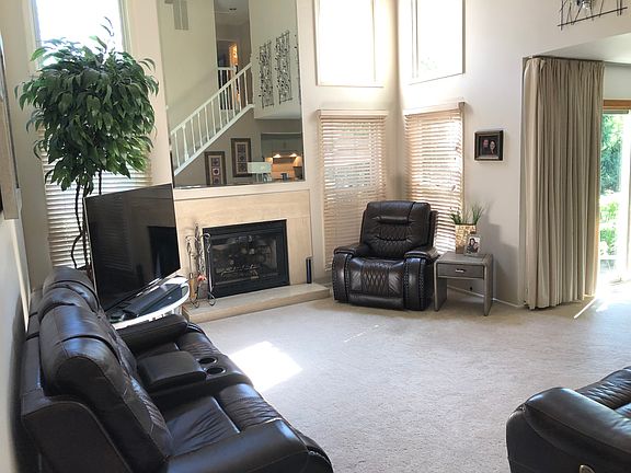 3rd image of 1309 Oakmeadow Ct