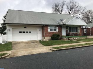 1805 County St, Reading, PA 19605