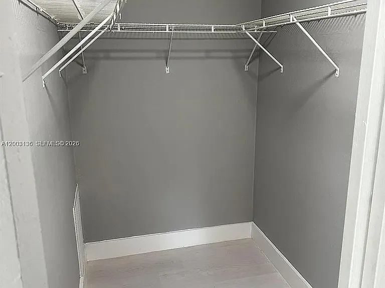 Anchor Bay Apartments — Photo 21