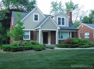 17830 Beverly Rd, Beverly Hills, MI 48025