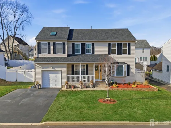 198 Arlington Ave, Cliffwood, NJ 07721