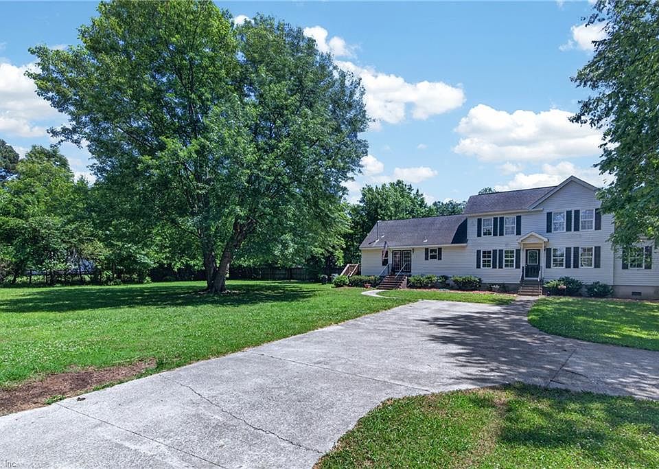 1st image of 12 Holston Ln
